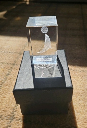 Crystal clear collectables - crystal,