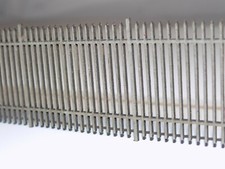 8ft steel security palisade fencing - (125 cm) 00 scale 1:76 model railway fence