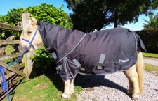 SHETLAND TURNOUT RUG WITH NECK MEDIUMWEIGHT 3'6" 3'9" 4'0" 4'3" 4'6" *FREE POST*