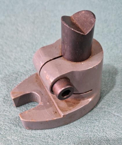Dividing head centre - head, rest