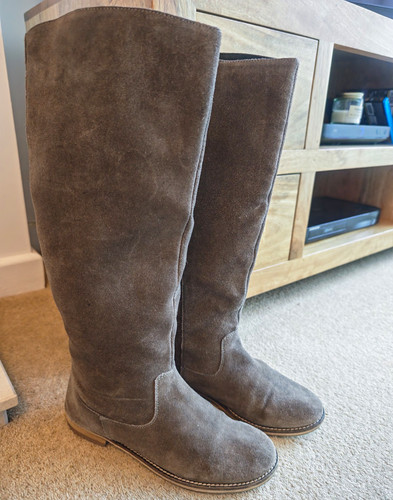 White stuff taupe suede knee - white,