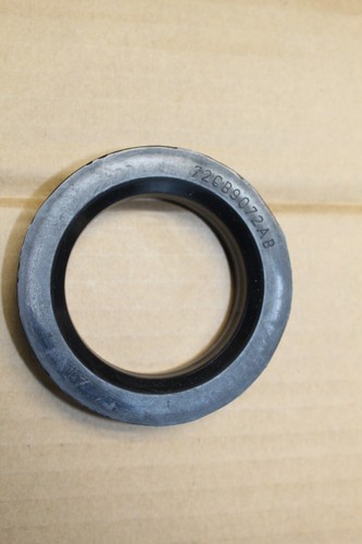 Fuel tank filler neck - fuel, seal