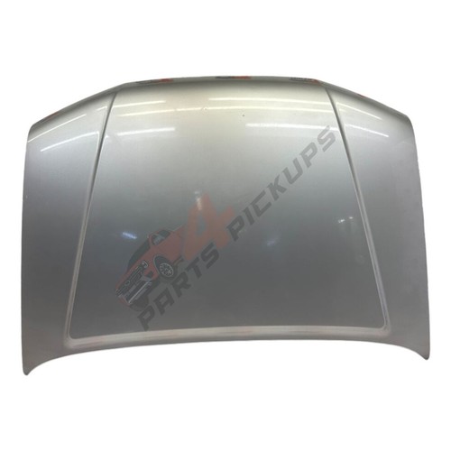 Nissan navara bonnet 2005 - nissan,