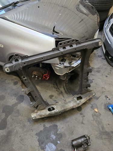 Clio 172 182 front - 172/182,