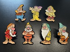 7 x Dwarfs Pin Badges Disney