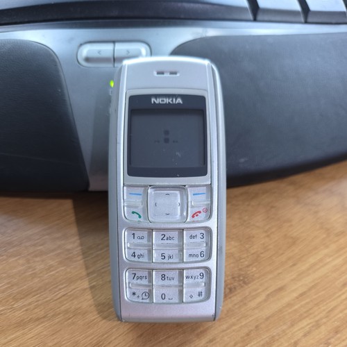 Nokia 1600 silver vodafone - 1600,
