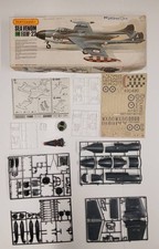 MATCHBOX 1/32 PK-506 SEA VENOM FAW-22 (STARTED)