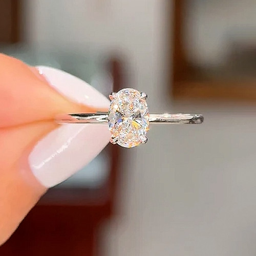 Oval cut diamond - oval,