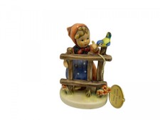 Hummel Figurine 203 2/0