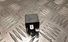 VW Passat Variant B5 3B5 Relay