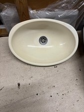 CARAVAN/MOTORHOME  BATHROOM