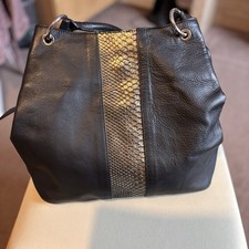 Tommy &Kate Black  Genuine