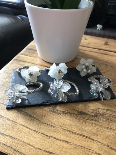 Vintage floral napkin rings - vintage,