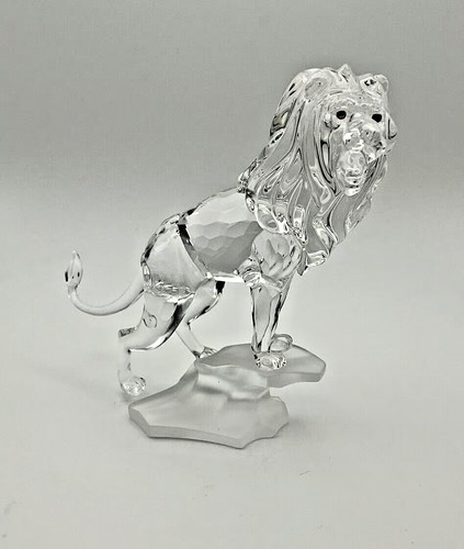 Swarovski crystal lion - crystal, mint