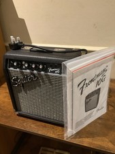 Squier by Fender Frontman 10g