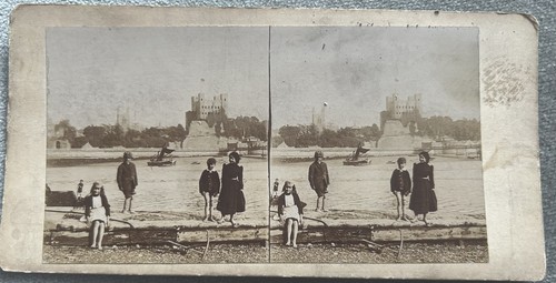 Rochester castle river - &,