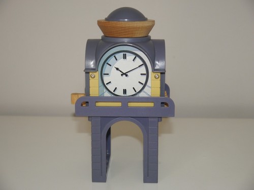 Chuggington clock tower tunnel - tower,