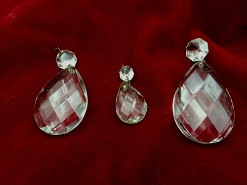 Vintage chandelier pear drops
