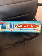 1980s vintage "outdoor zone magnificent model yacht" kit Toy/sailing boat