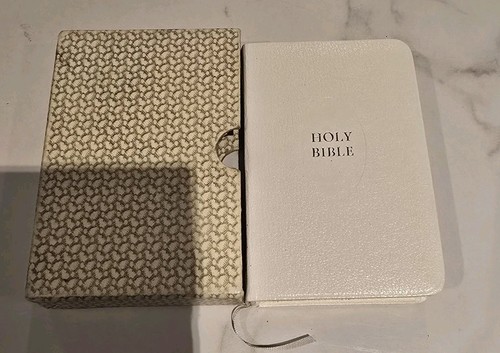 Vintage holy bible kjv king - vintage,