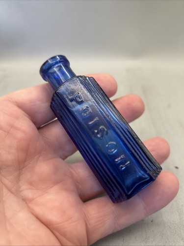 Nice cobalt blue - nice,