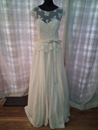 Wedding dress size ivory - wedding,