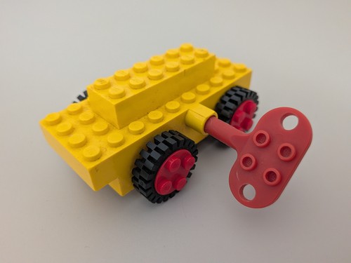 Lego 890 wind motor yellow - lego,
