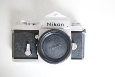 Nikon F 35mm SLR Early Camera Body 6745444 & Eye Level Finder