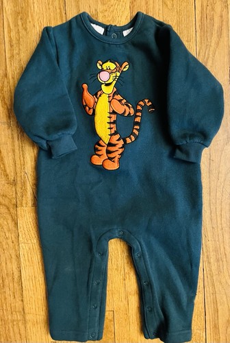 Vtg y2k disney store winnie - y2k,