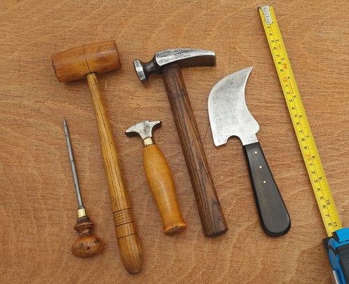 Set five vintage leather - of,