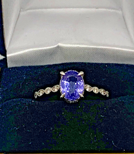 Tanzanite and diamond 14k - and,