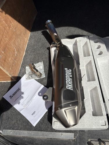 Akrapovic slip exhaust - on,