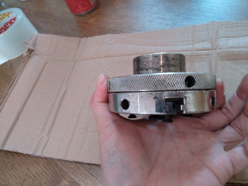 Woodturning self centering - self,