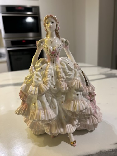 Royal worcester ltd edition - royal,