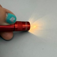 Vintage Mag-Lite Solitaire LED