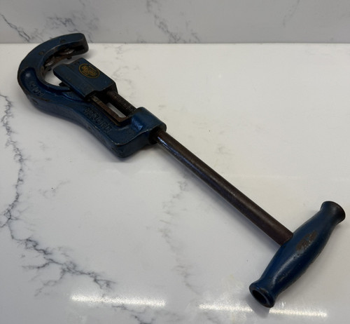 Record pipe cutter - record,
