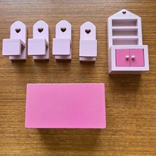 PINK CHUNKY DOLLS HOUSE