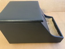 Land Rover Defender XS Cubby