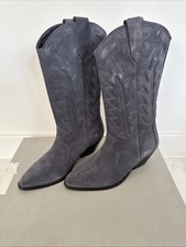 Oliver Bonas Size 3 Cowboy