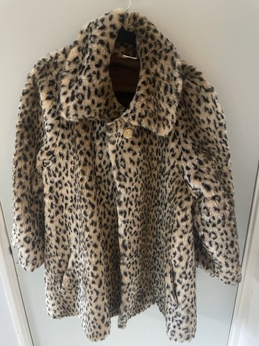 Women leopard print - print, fur