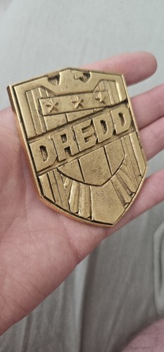 200ad dredd judge - dredd, badge