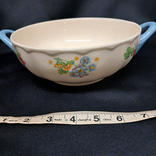 Grindley cream petal handled - cream, 'handled