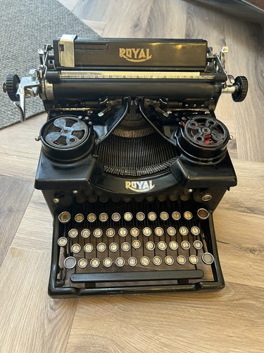 Vintage 1920s royal - 1920s, typewriter