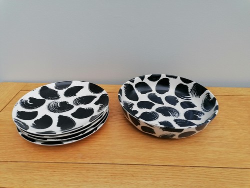 Habitat black white salad - habitat,