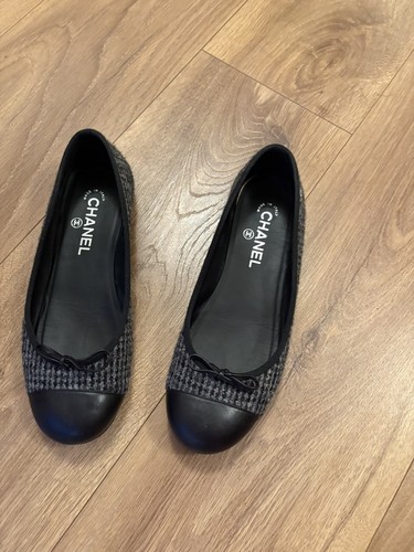 Chanel grey tweed - chanel,