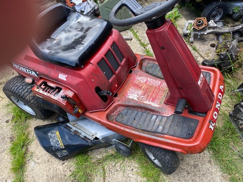 Honda 3009 sit - on, mower