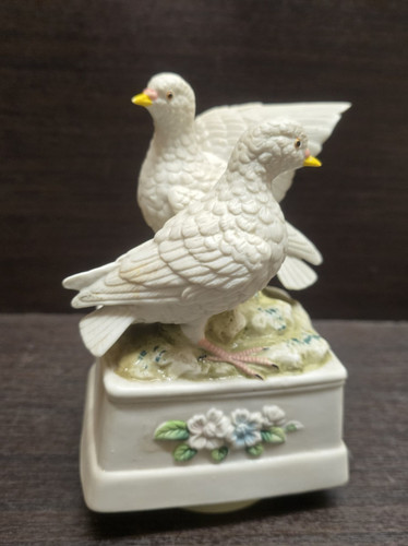 Porcelain doves rotating music - doves,