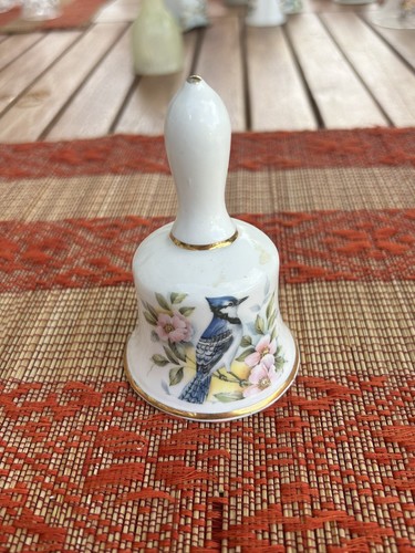 Fine bone china - bone,
