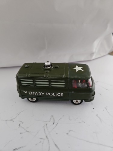 Corgi 355 commemorative - corgi,