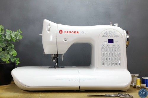 Display singer one sewing - singer,